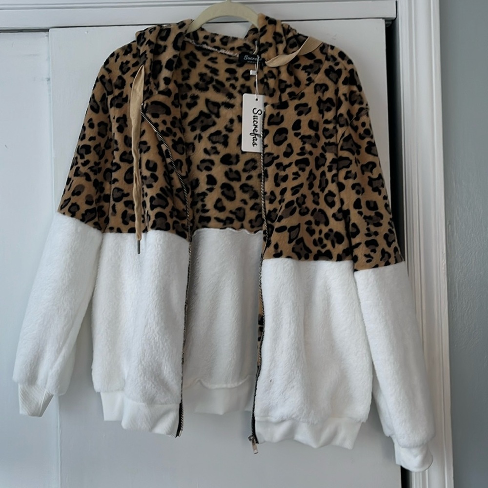 Leopard and white hooded jacket. Size medium.New